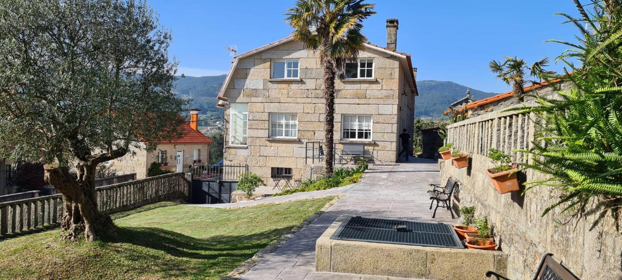 Апартаменты A Casa De Mateu Понтеведра Экстерьер фото